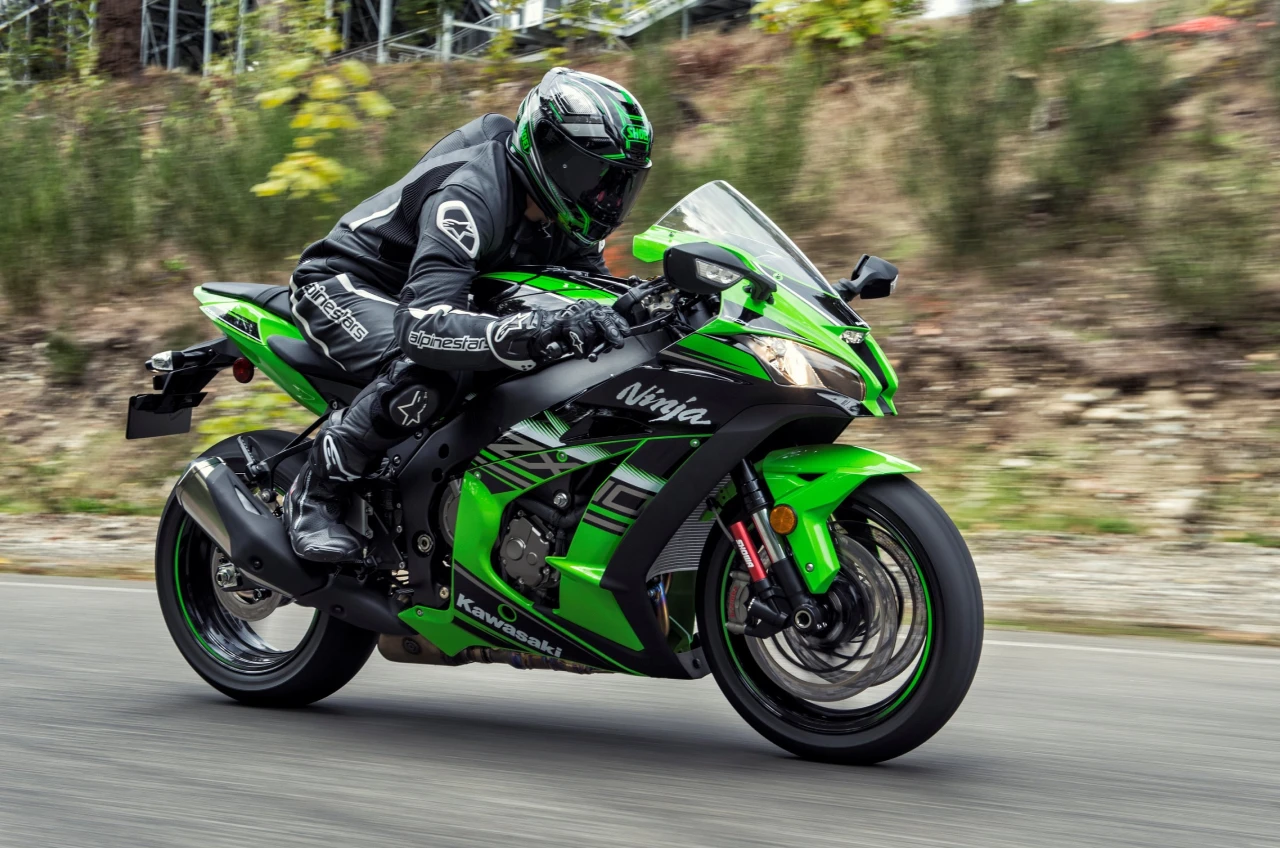 01 Kawasaki Ninja Para Artigo Da R1 Motos Em Itajubá